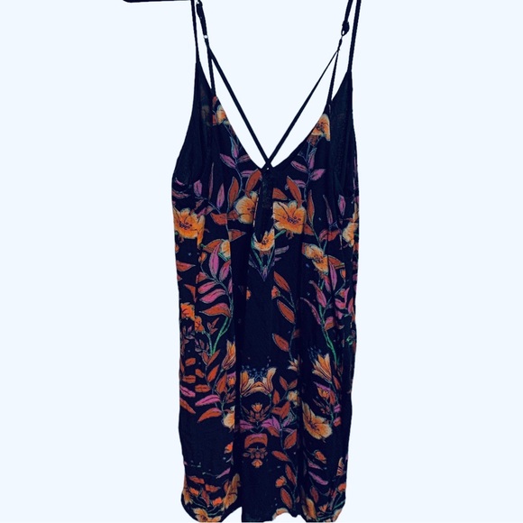 URBAN OUTFITTER ECOTE  FLORAL SUMMER SPAGHETTI STRAP DRESS SUMMER PAISLEY DRESS - Picture 5 of 10